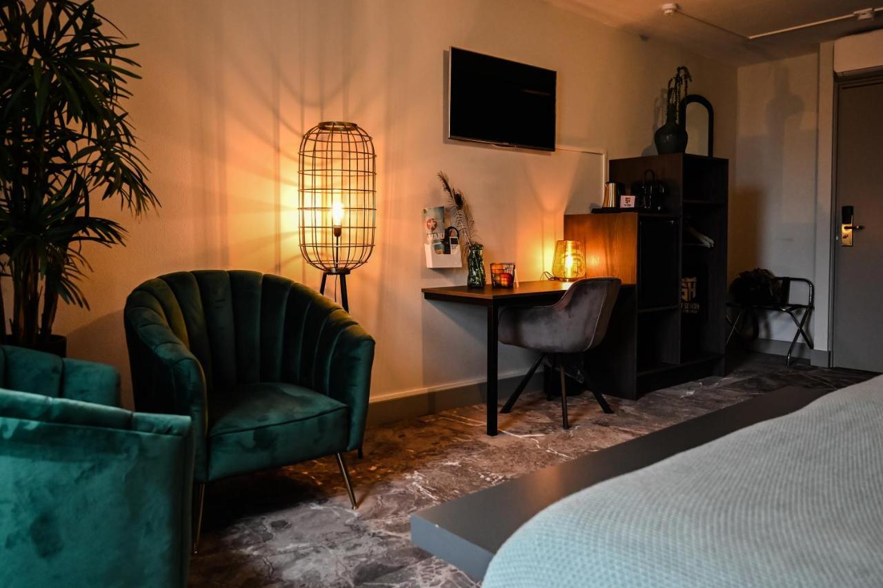 Slot Hotel Schagen Exteriör bild